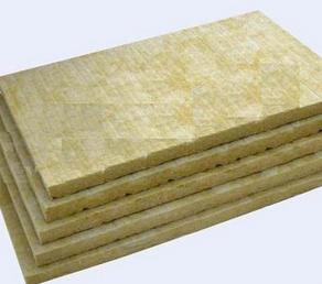 選用【巖棉保溫板】節(jié)能，節(jié)能時代。